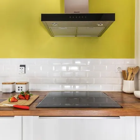 Apartment Plum Guide - Elementary