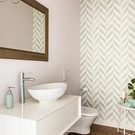 Apartment Plum Guide - Elementary